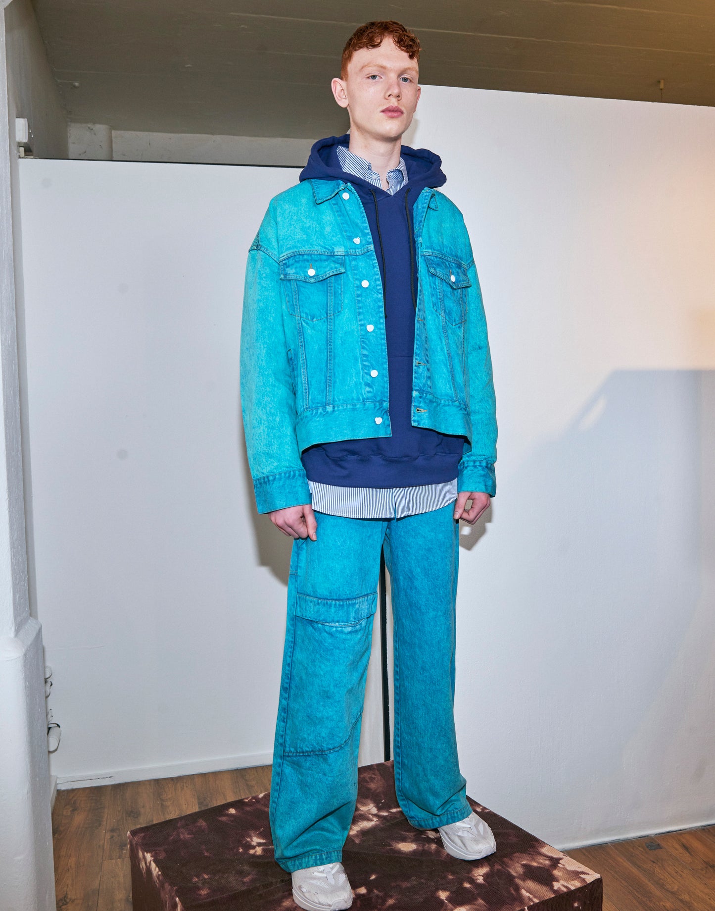Vinti Andrews Loose Trousers Over Dyed Green