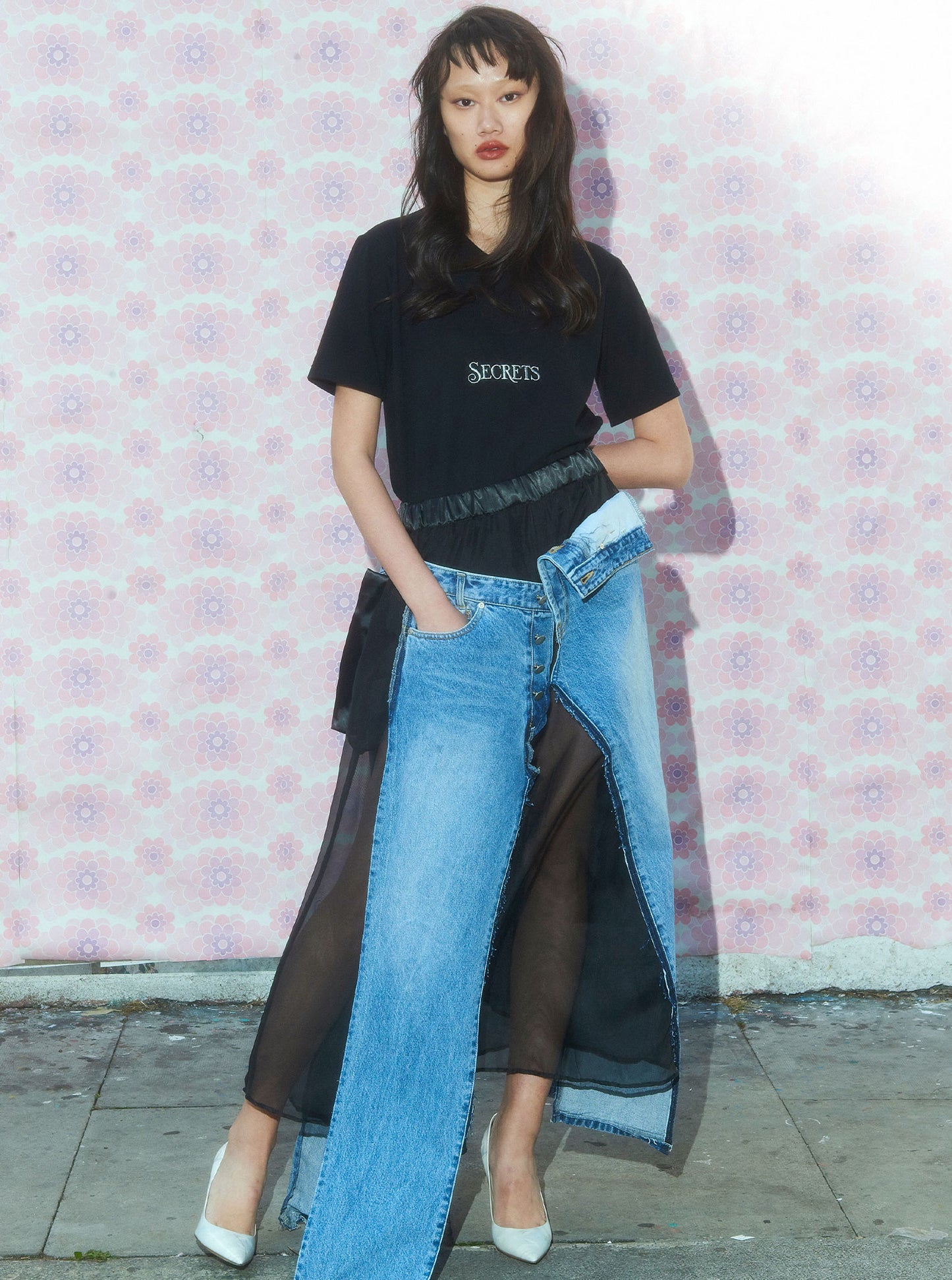 Vinti Andrews Secret Embroidery Girl Black T-Shirt