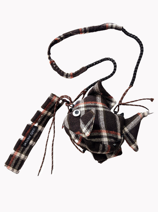 Vinti Andrews Fish Bag Brown Plaid